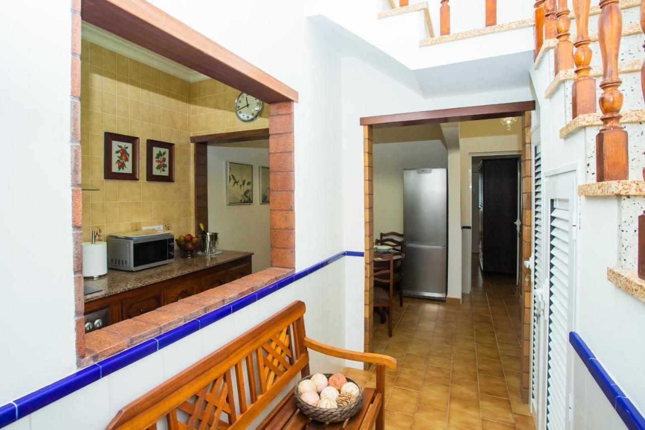 Casa Juana A 50 Metros La Playa Del Reducto Y Wifi Free Ferienhaus