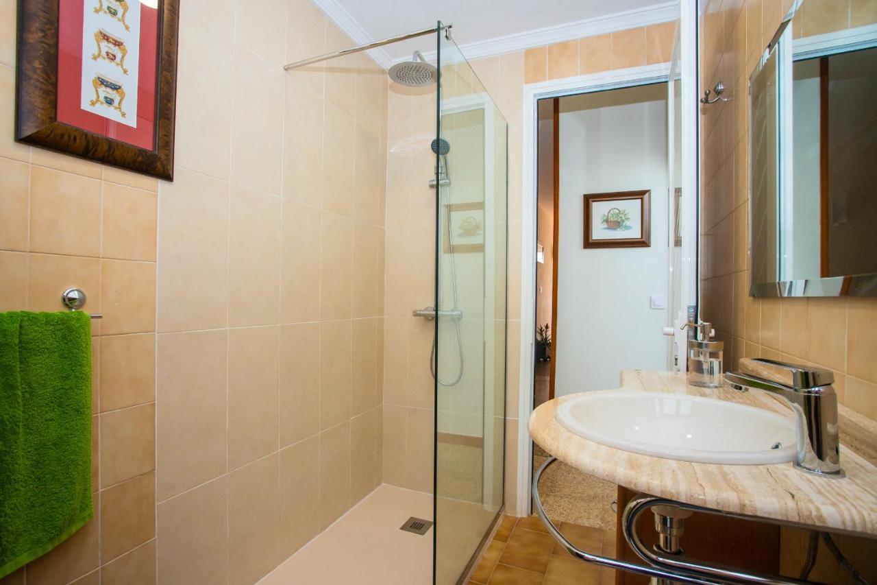 Vakantiehuis Casa Juana A 50 Metros La Playa Del Reducto Y Wifi Free